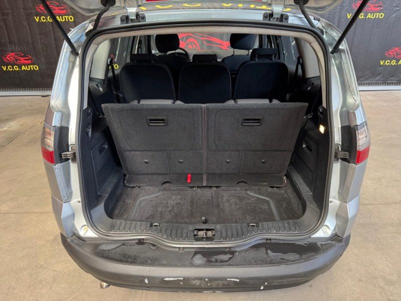 FORD S-MAX 1.8 TDCI 125 Titanium 