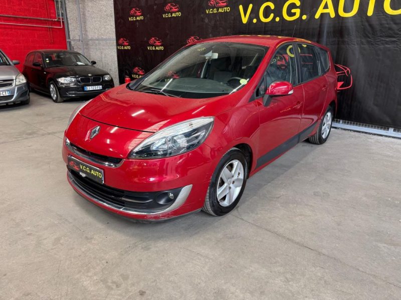 RENAULT MEGANE SCENIC 1.5 dCi 110ch Expression 