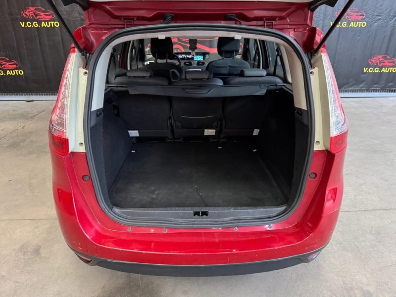 RENAULT MEGANE SCENIC 1.5 dCi 110ch Expression 