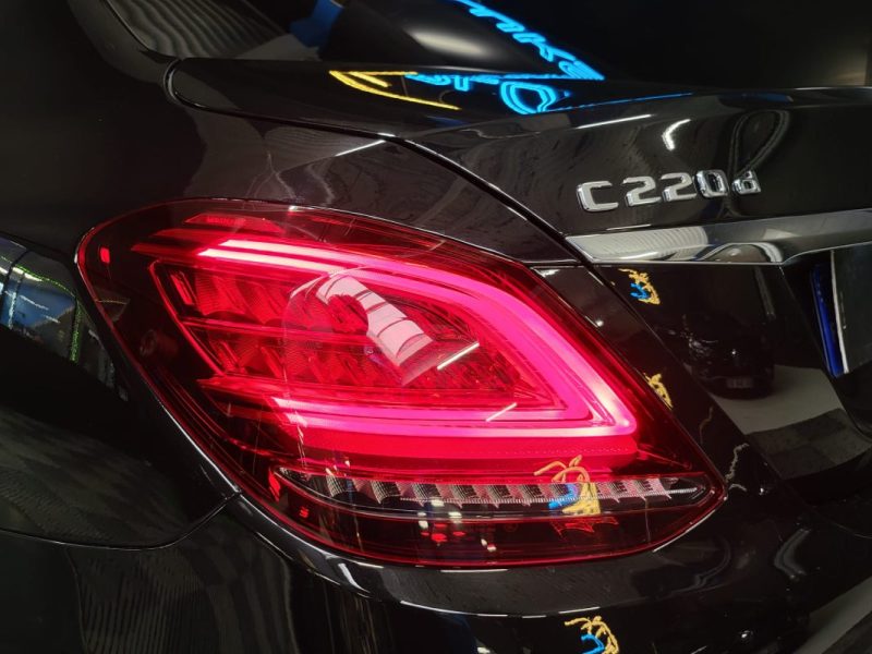 MERCEDES CLASSE C220 D AMG LINE BVA / TOIT OUVRANT PANO / CARPLAY / SIEGES CHAUFFANTS / SUIVI COMPLE