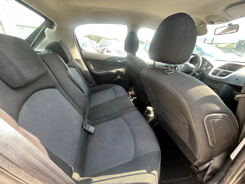 PEUGEOT 206+ 2009