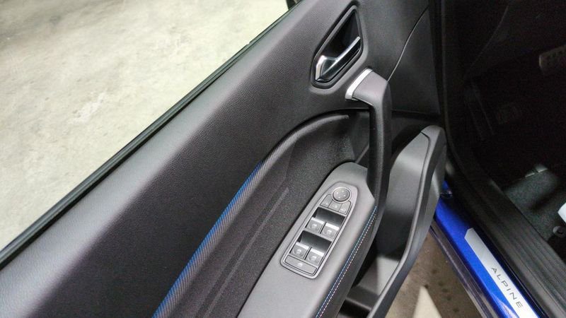 Renault Symbioz E-tech full hybrid 145 esprit alpine + angles morts + hayon mains libres