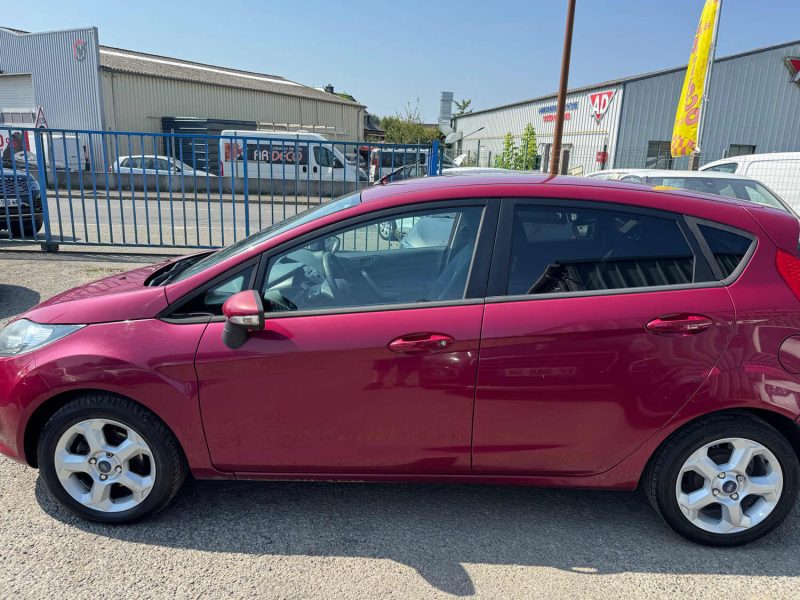 FORD FIESTA 1.4 TDCi 70ch TITANIUM