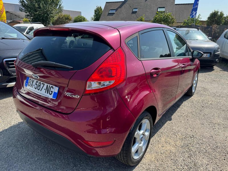 FORD FIESTA 1.4 TDCi 70ch TITANIUM