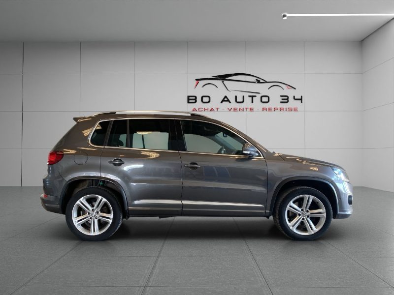 VOLKSWAGEN TIGUAN 2016