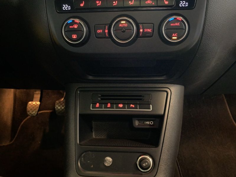 VOLKSWAGEN TIGUAN 2016