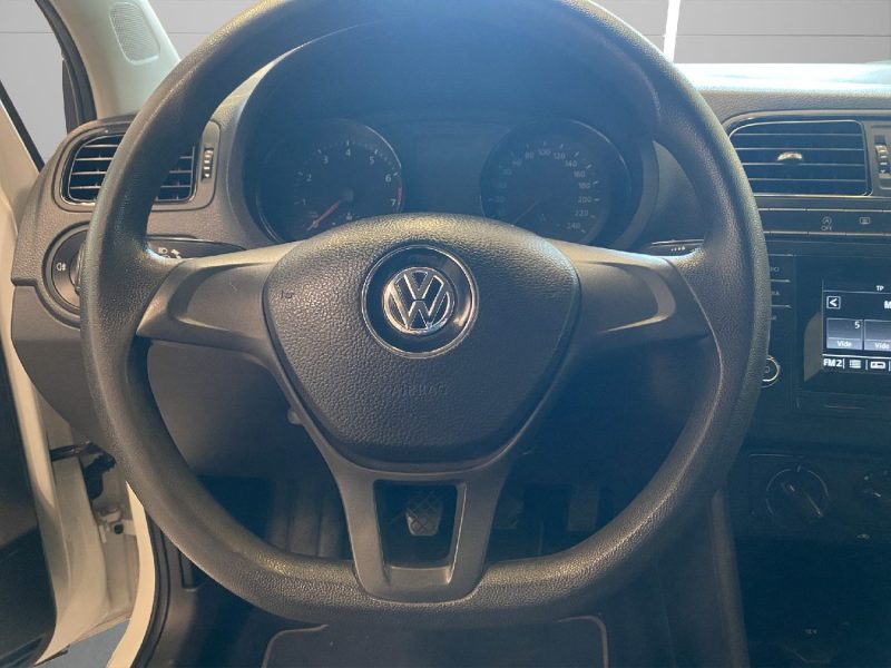 VOLKSWAGEN POLO 2017