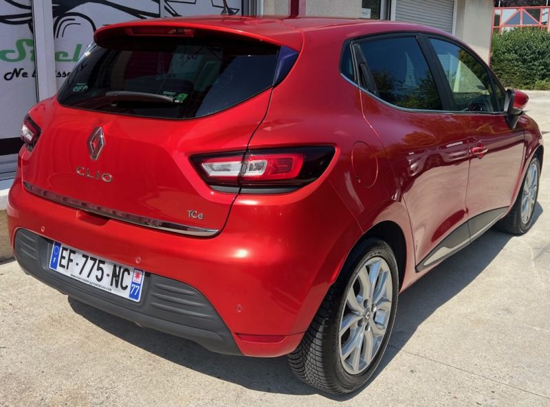RENAULT CLIO 2016