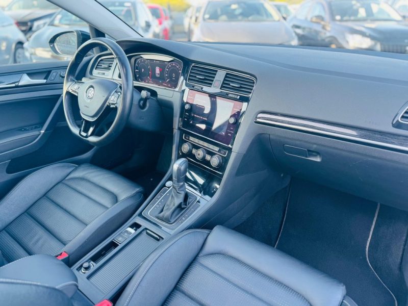 VOLKSWAGEN GOLF VII CARAT 1.5 TSI 130ch BVA7 BLUEMOTION