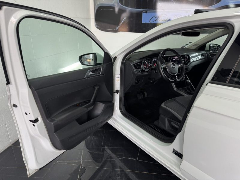 VOLKSWAGEN POLO 2018