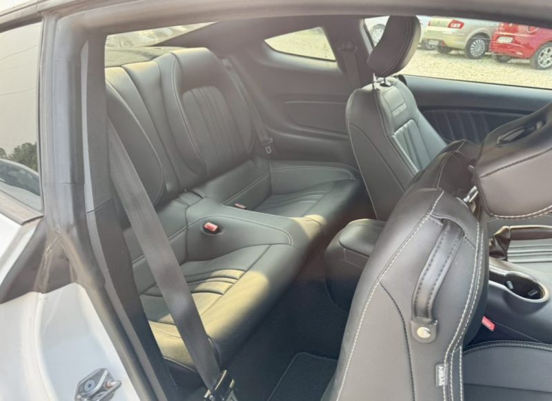 FORD MUSTANG 2.3 EcoBoost coupe 317ch