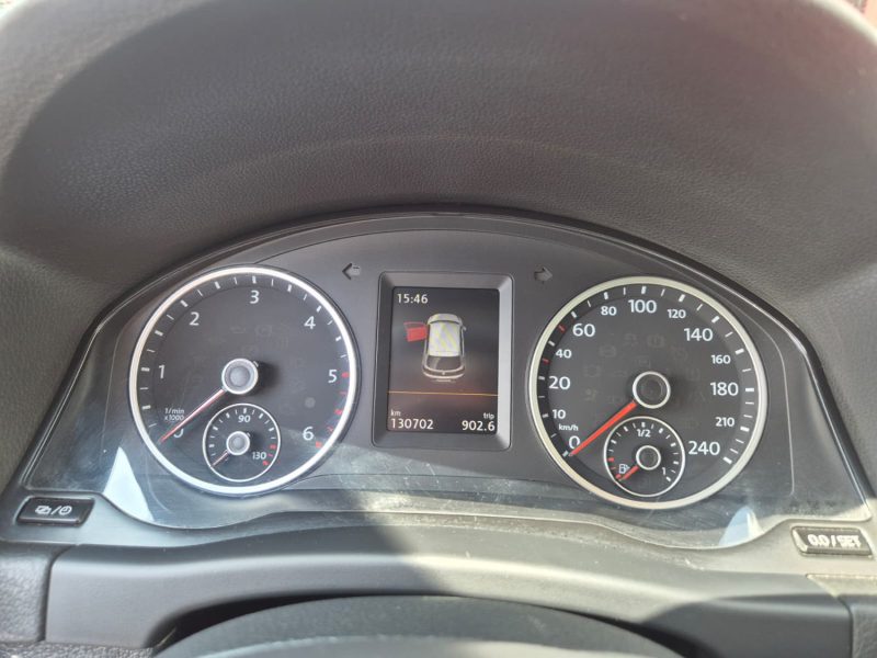 VOLKSWAGEN TIGUAN 2015