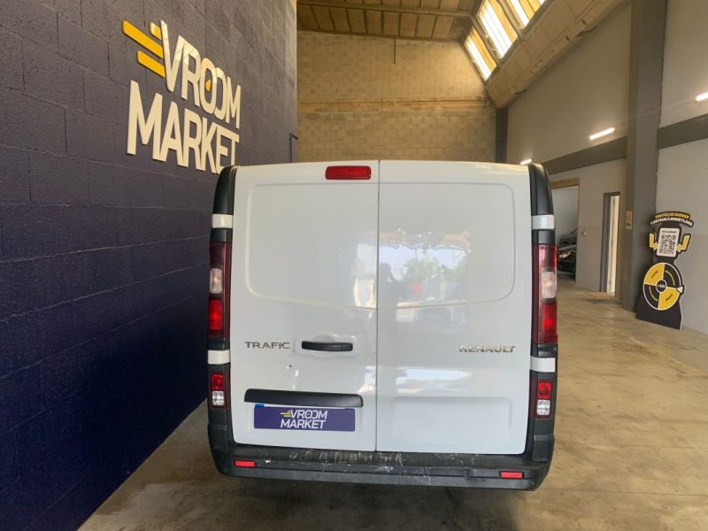 RENAULT TRAFIC Confort 1.6 dCi 120ch L1H1 