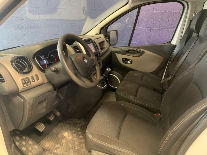 RENAULT TRAFIC Confort 1.6 dCi 120ch L1H1 