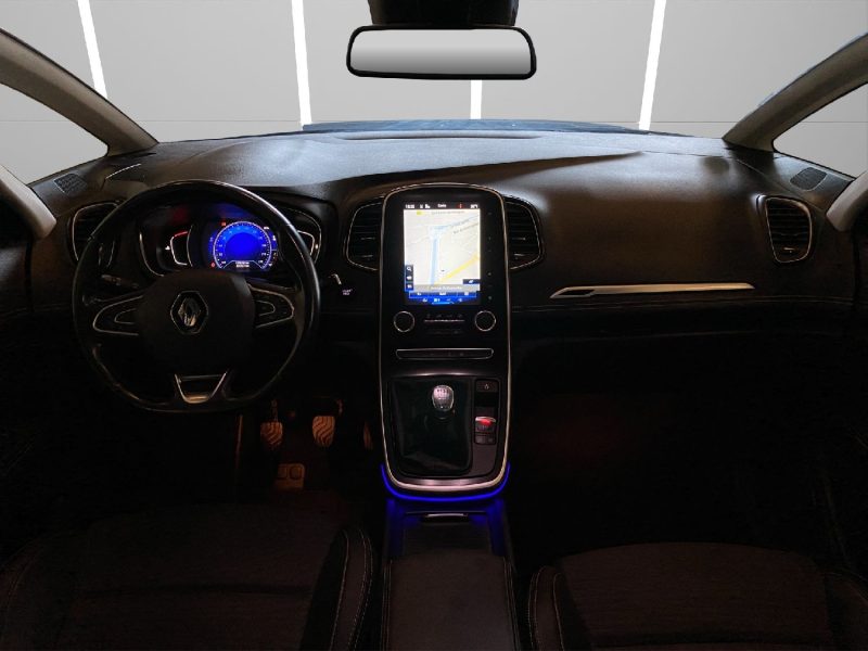 RENAULT SCENIC *7 PLACES* 1.6 dCi 130 CV *HAUT DE GAMME* *CAMERA DE RECUL*.