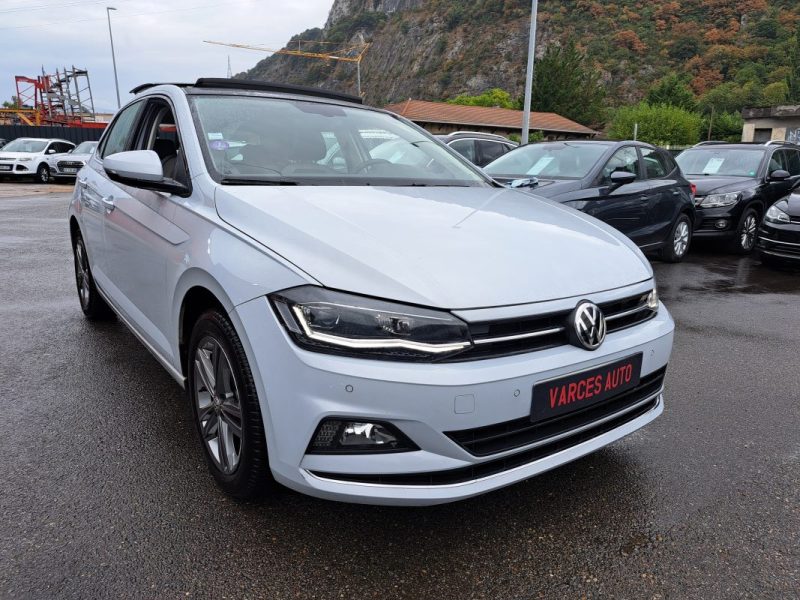 VOLKSWAGEN POLO 1.0 TSI 95ch Carat BVM Toit Ouvrant Virtual Cockpit