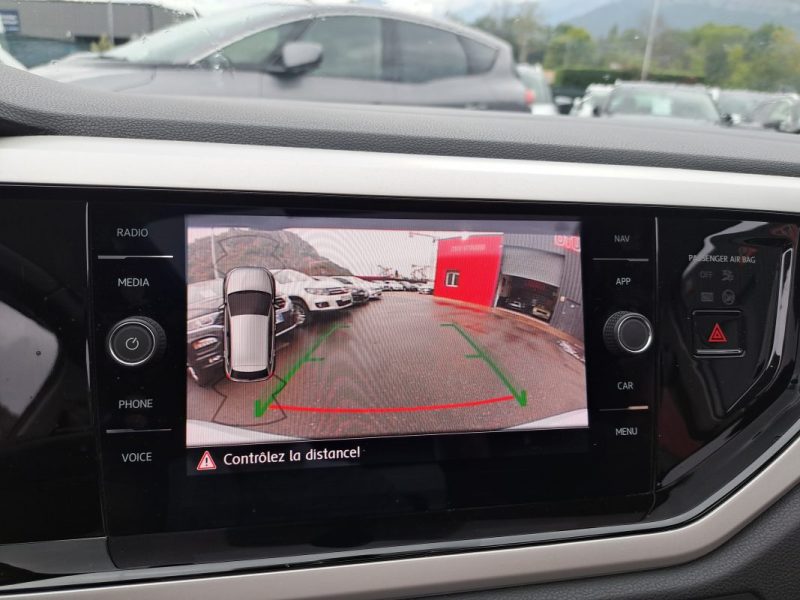 VOLKSWAGEN POLO 1.0 TSI 95ch Carat BVM Toit Ouvrant Virtual Cockpit