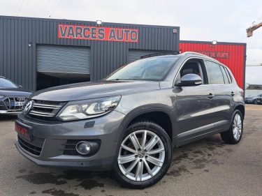 VOLKSWAGEN TIGUAN 2.0 TDI 140ch Carat 4Motion DSG7 Toit Ouvrant Panoramique Ecran GPS