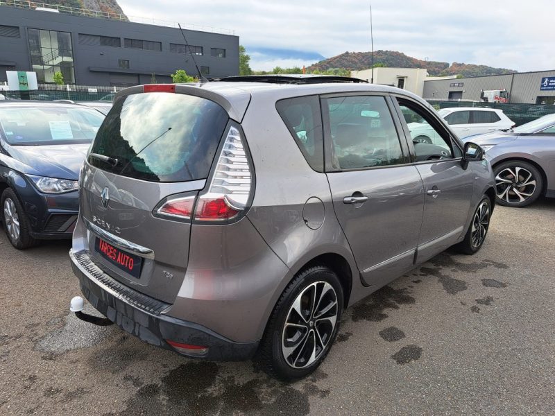 RENAULT MEGANE SCENIC 2015