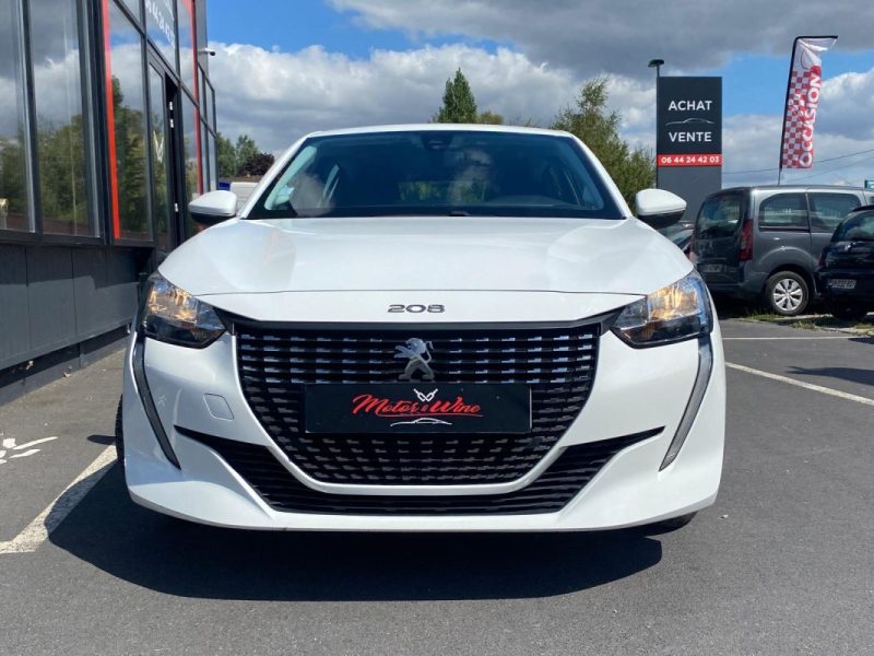 PEUGEOT 208 2021