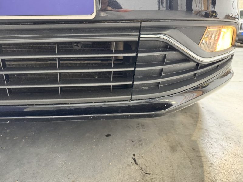 VOLKSWAGEN POLO 2015