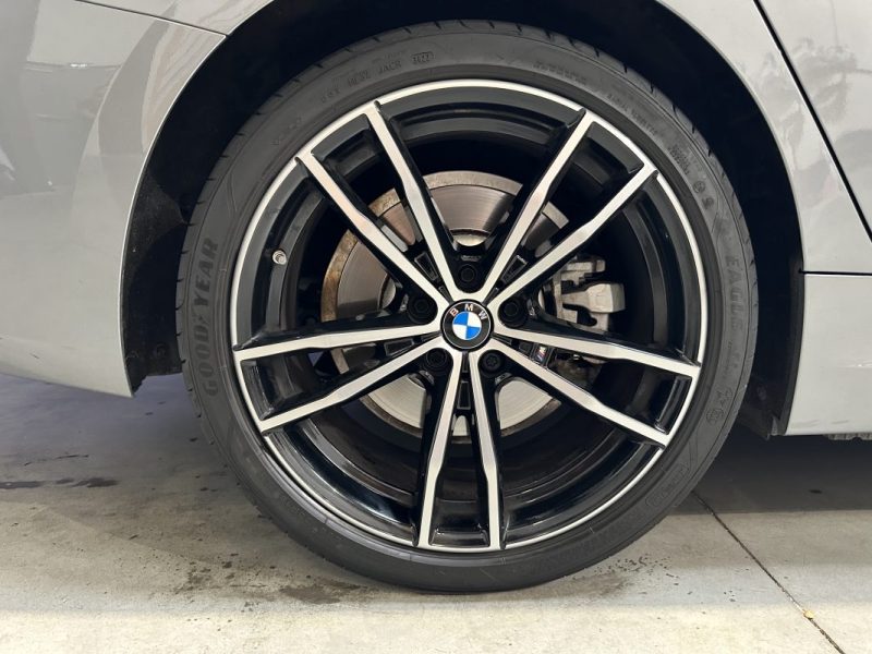 BMW SERIE 3 330e 292ch Pack M - Contrat Entretien + Garantie BMW 09/2026
