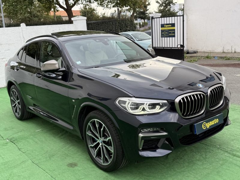 BMW X4 (2) M 40i XDRIVE 360 CV PACK PERFORMANCE / TOIT PANO / ATTELAGE / HUD