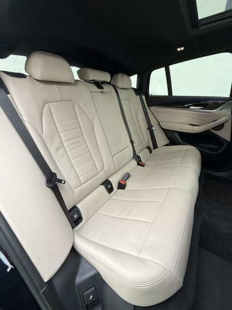 BMW X4 (2) M 40i XDRIVE 360 CV PACK PERFORMANCE / TOIT PANO / ATTELAGE / HUD