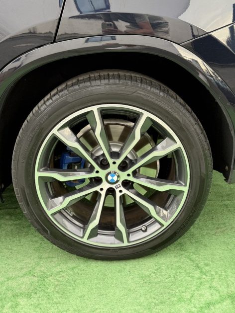 BMW X4 (2) M 40i XDRIVE 360 CV PACK PERFORMANCE / TOIT PANO / ATTELAGE / HUD