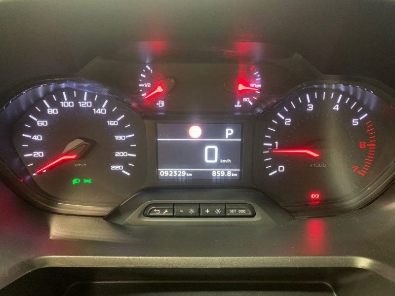 PEUGEOT PARTNER ASPHALT 1.5 BlueHDI 130ch BVA8-Galerie de rangement utile-Attelage-CarPlay