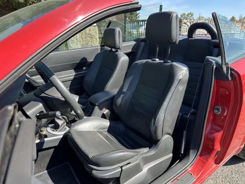 RENAULT MEGANE CC 2L 135CV / Paiement 4X ou 10X Possible