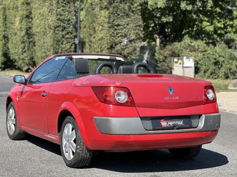 RENAULT MEGANE CC 2L 135CV / Paiement 4X ou 10X Possible