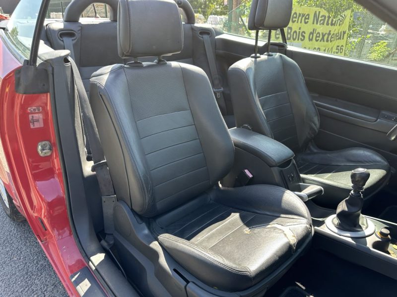 RENAULT MEGANE CC 2L 135CV / Paiement 4X ou 10X Possible