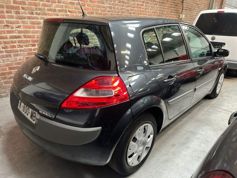 RENAULT MEGANE 2 1.5 dCi 85 CV 2007