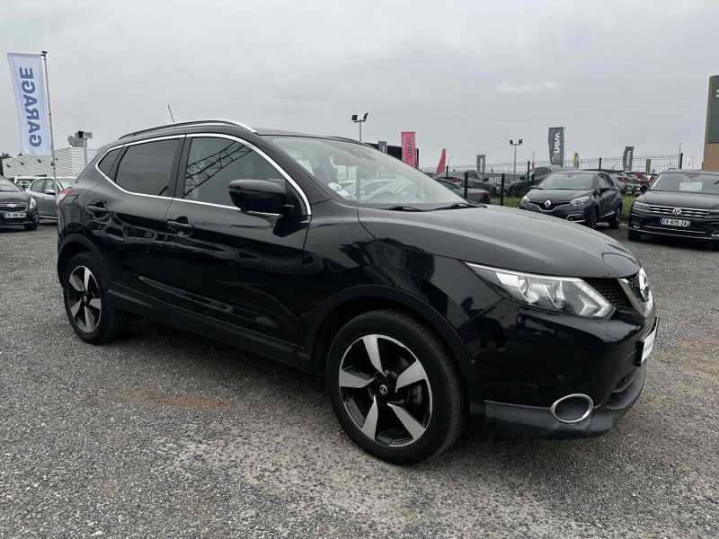 NISSAN QASHQAI 2017