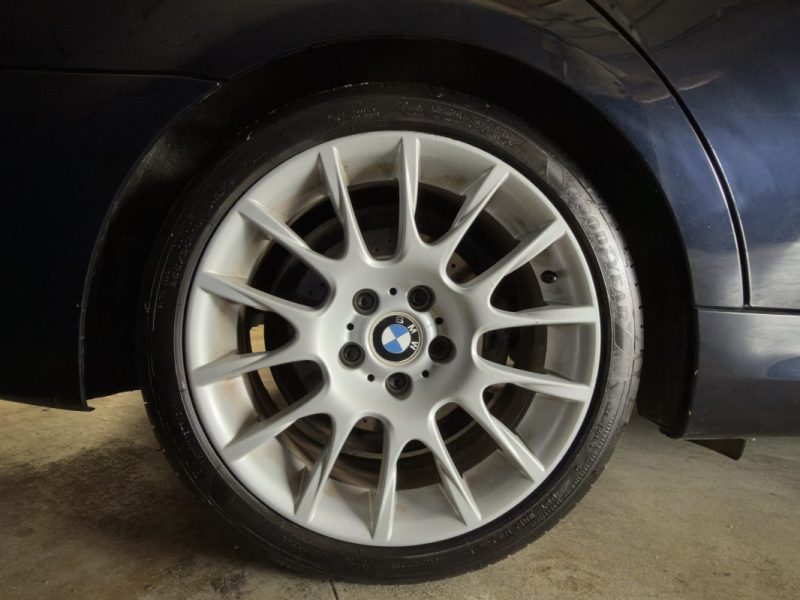 BMW SERIE 3 320SI PACK M E90 2600 Exemplaires
