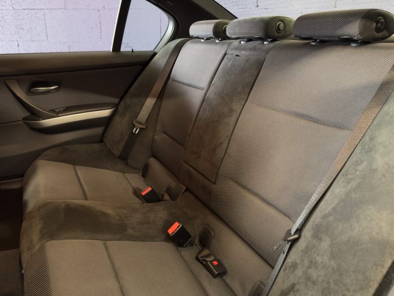 BMW SERIE 3 320SI PACK M E90 2600 Exemplaires