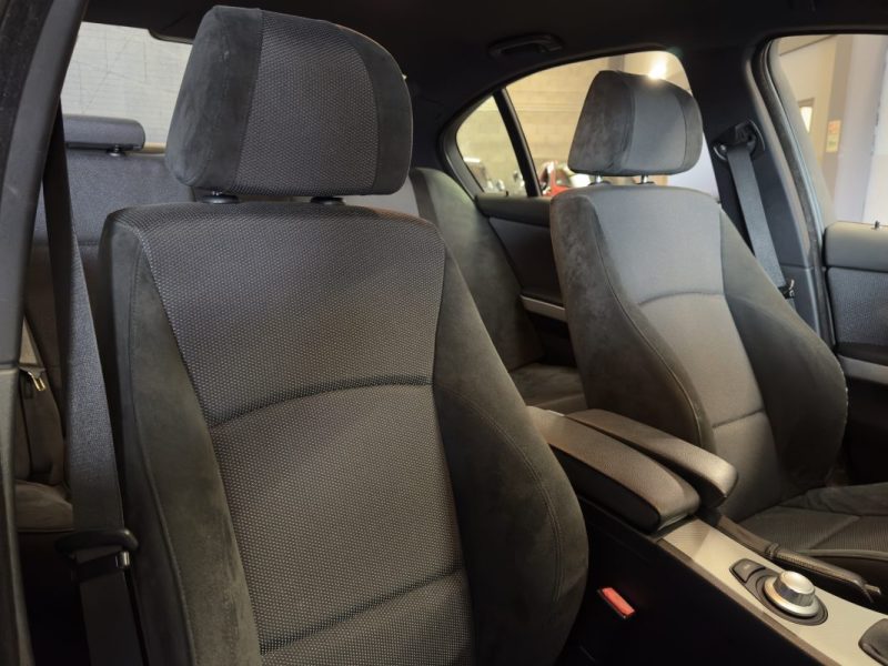 BMW SERIE 3 320SI PACK M E90 2600 Exemplaires