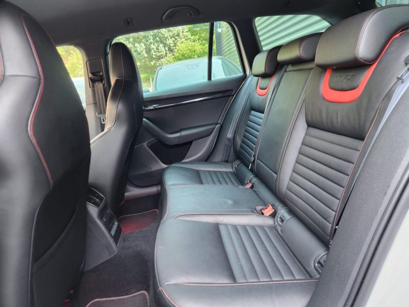 SKODA OCTAVIA COMBI 2.0 TSI 220 RS DSG6*ACC*CANTON*CUIR*GPS*