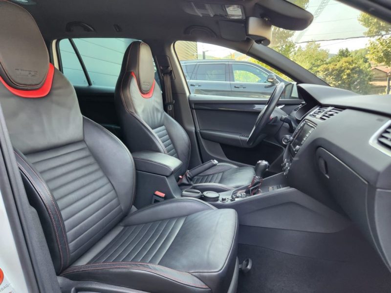 SKODA OCTAVIA COMBI 2.0 TSI 220 RS DSG6*ACC*CANTON*CUIR*GPS*