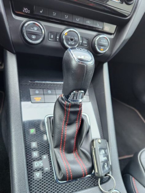 SKODA OCTAVIA COMBI 2.0 TSI 220 RS DSG6*ACC*CANTON*CUIR*GPS*