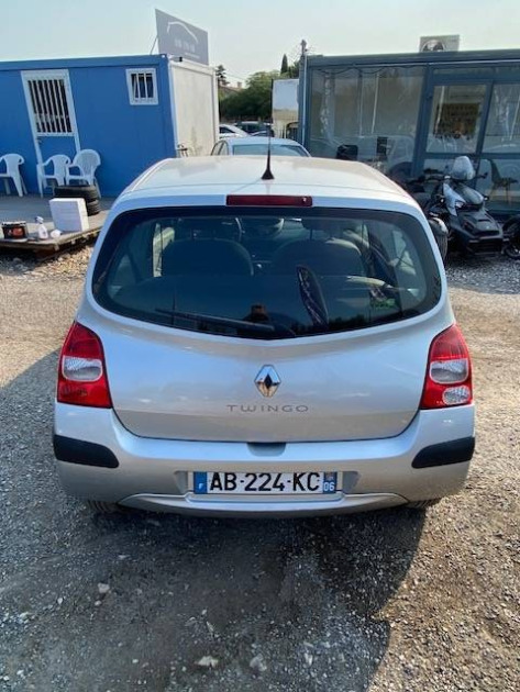 RENAULT TWINGO 1.2 16V LEV 75 AUTHENTIQUE