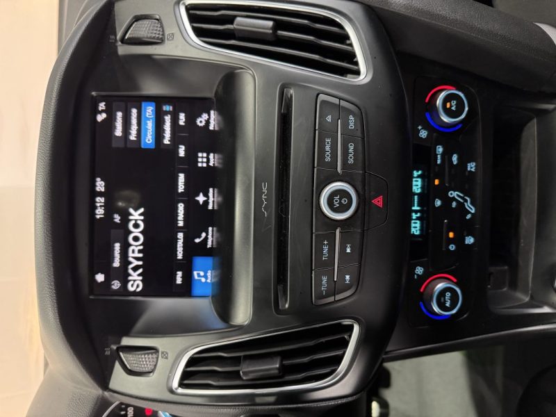 FORD FOCUS  ST-line 2017 1.5 TDCi 120ch