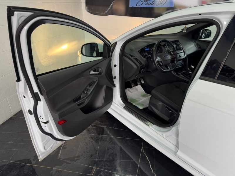 FORD FOCUS  ST-line 2017 1.5 TDCi 120ch