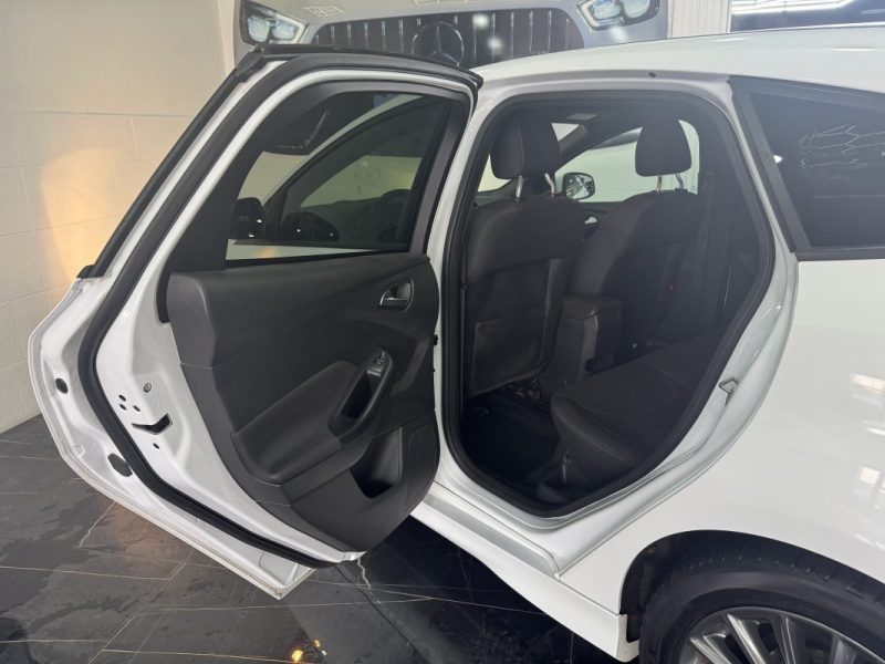 FORD FOCUS  ST-line 2017 1.5 TDCi 120ch