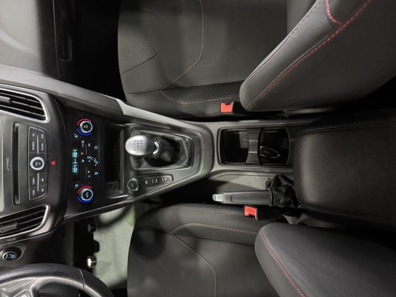 FORD FOCUS  ST-line 2017 1.5 TDCi 120ch