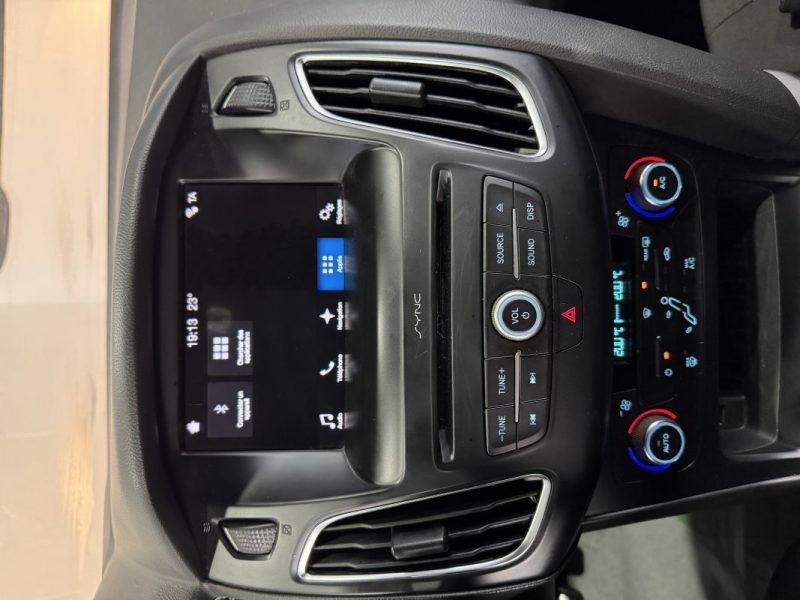 FORD FOCUS  ST-line 2017 1.5 TDCi 120ch