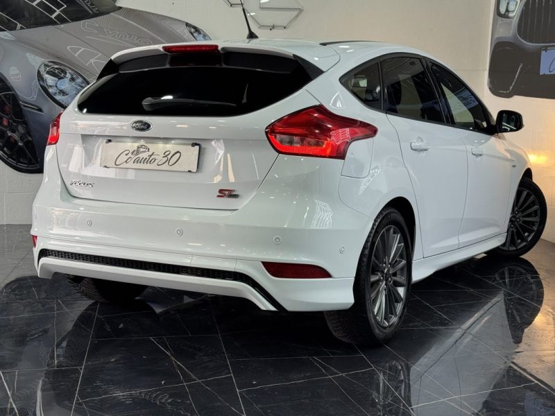 FORD FOCUS  ST-line 2017 1.5 TDCi 120ch