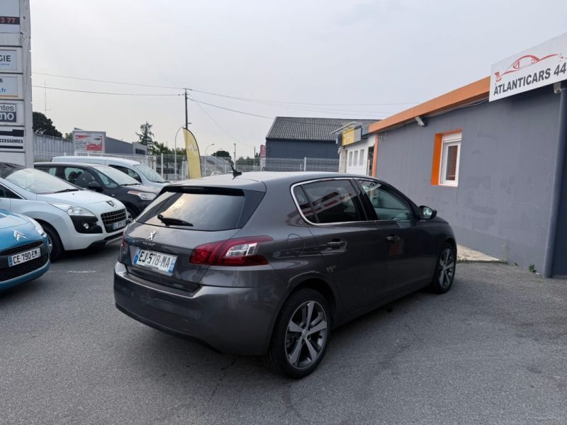 PEUGEOT 308 2017