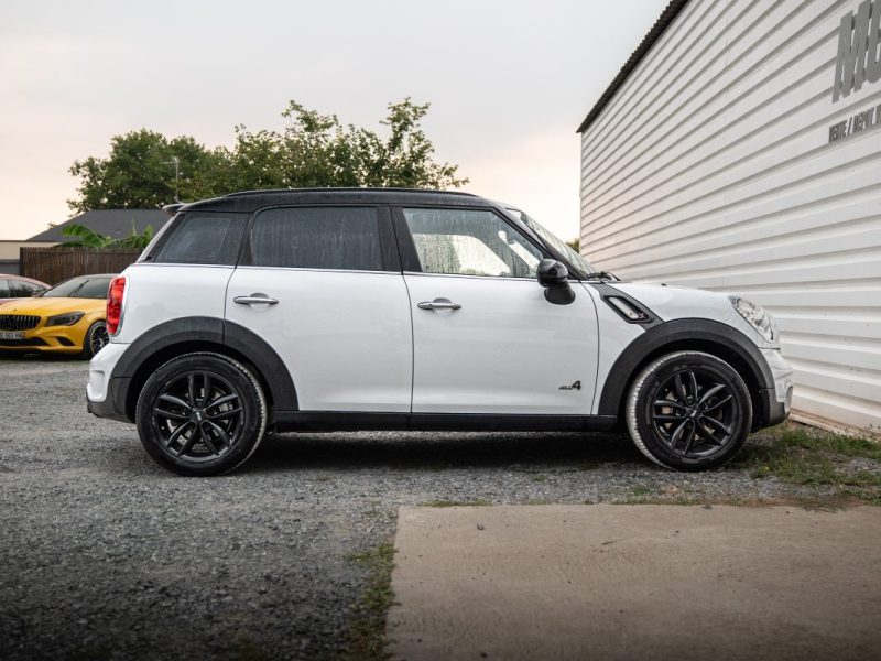 MINI COUNTRYMAN COOPER S ALL4 1.6 184Cv / TOIT OUVRANT / HARMAN KARDON